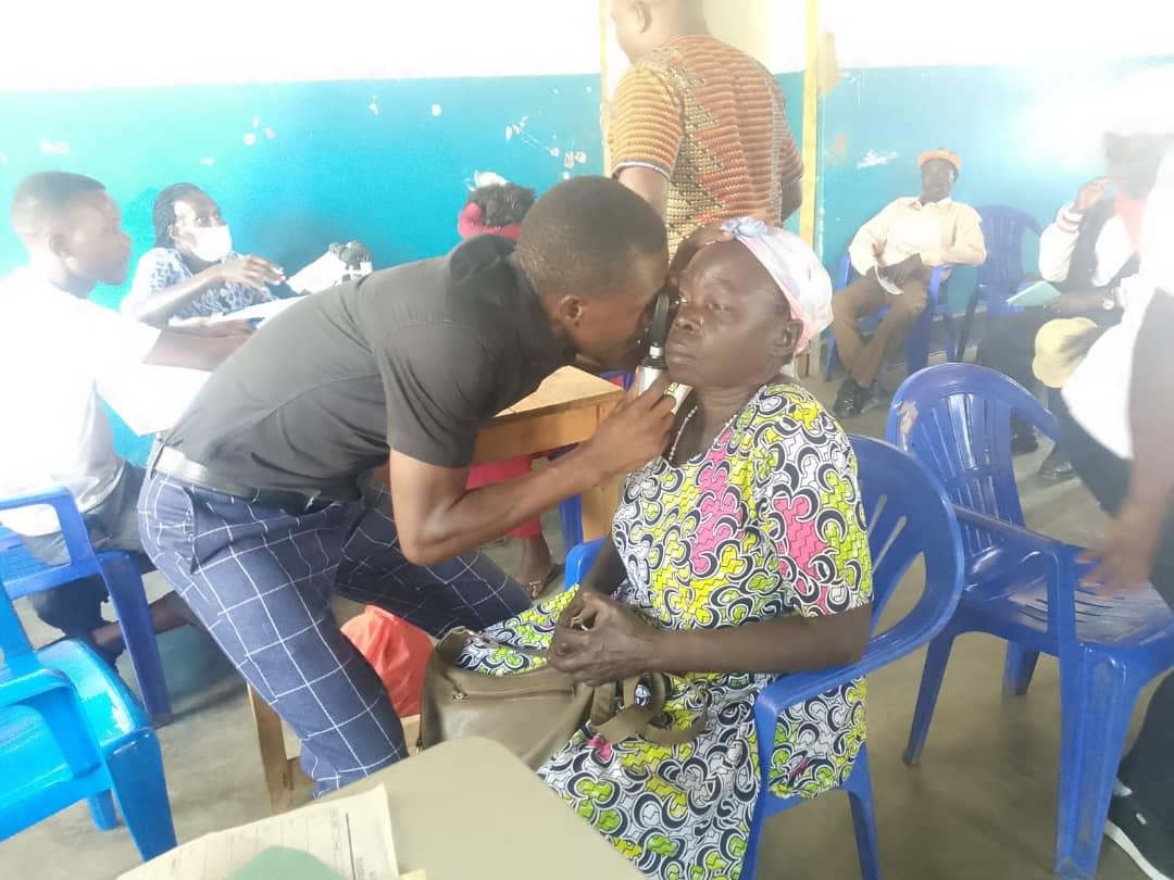 Opthalmologist Dr. Amos Nyathirombo