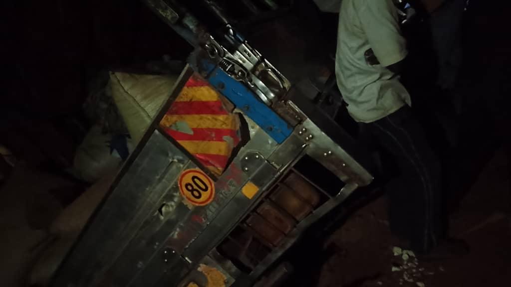 Truck Carrying Traders Crashes in Zombo