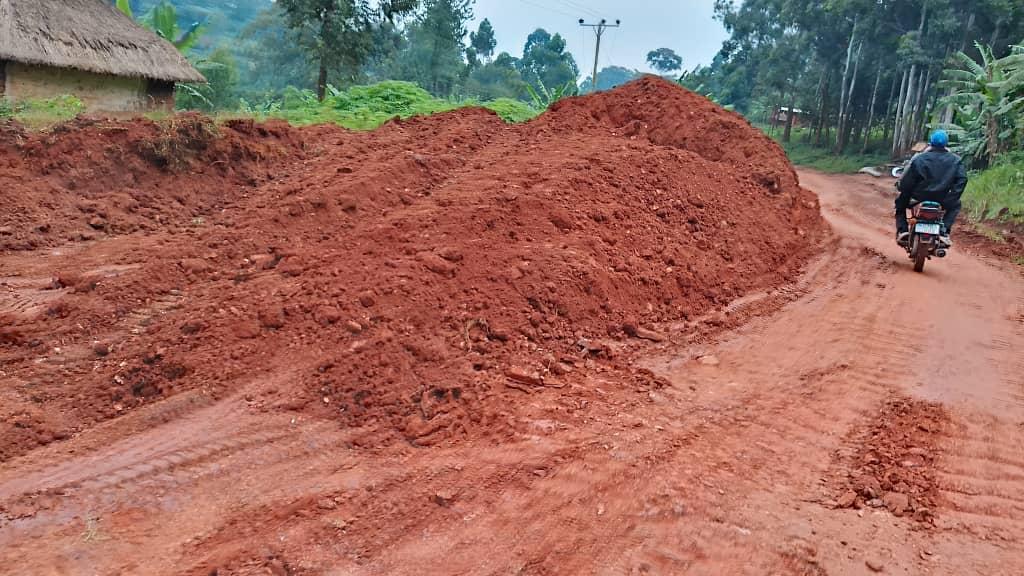 The road repair work ongoing on Ayuda Hill in Abanga Sub-County, Zombo District.