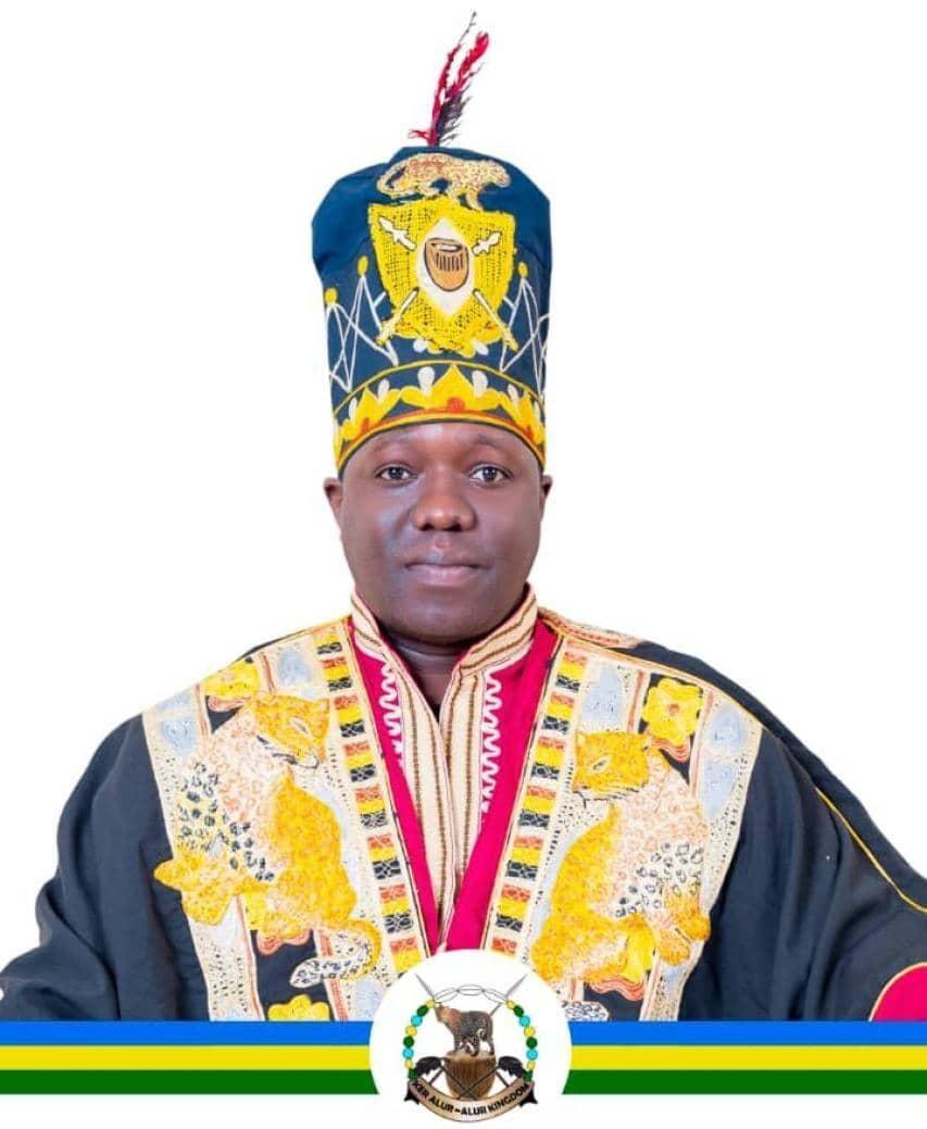 Alur King safe after Serious Pakwach Road Accident.