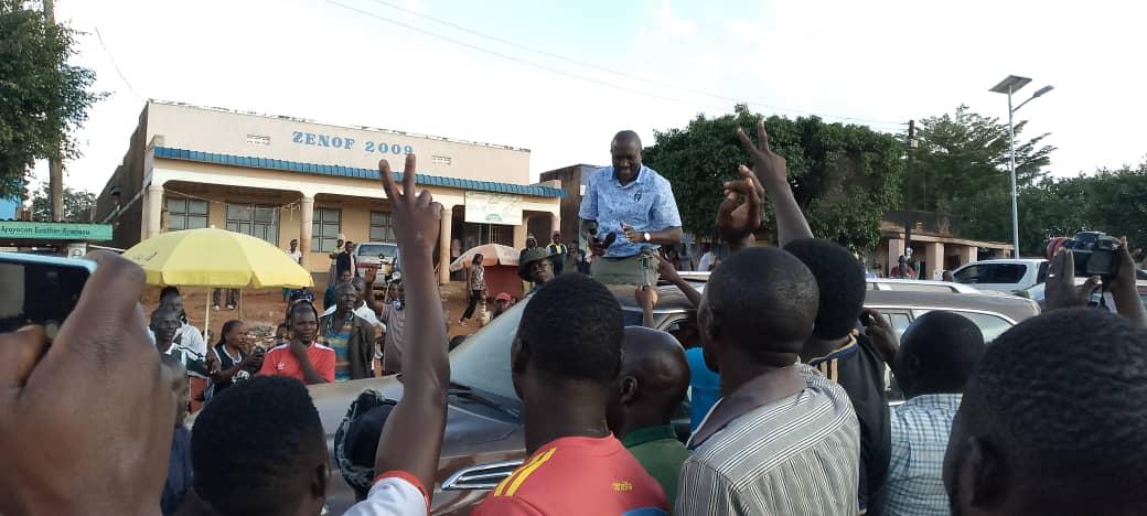 FDC Presidential candidate, Nathan Nandala Mafabi, holding campaign rally in Paidha town council, Zombo district promises revamping Cooperative Unions, UGX 60000 for older persons.Photo by Alex Pithua