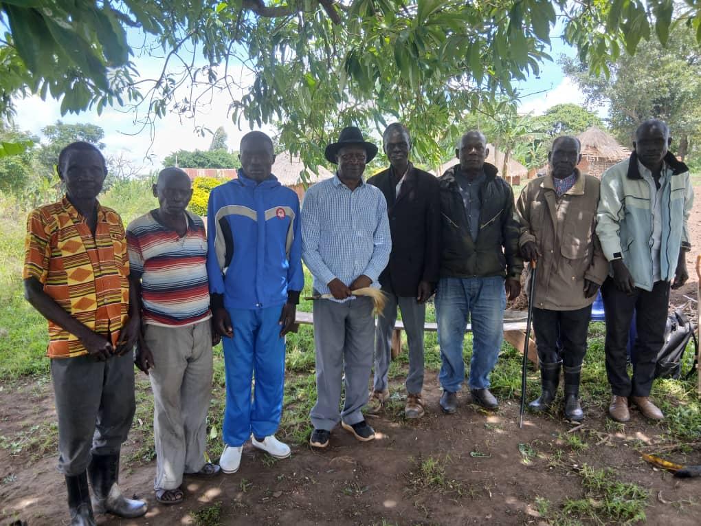 Prime Minister (wearing black hat) and Padwot Nyangan Jago Madit (4th from right) with the Padwot/Ramogi delegation in a group photo today, Saturday 11 April 2026, at Kaal Atyak Winam after the meeting.