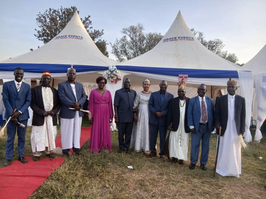 Alur kingdom deligates at wapokrwa wedding