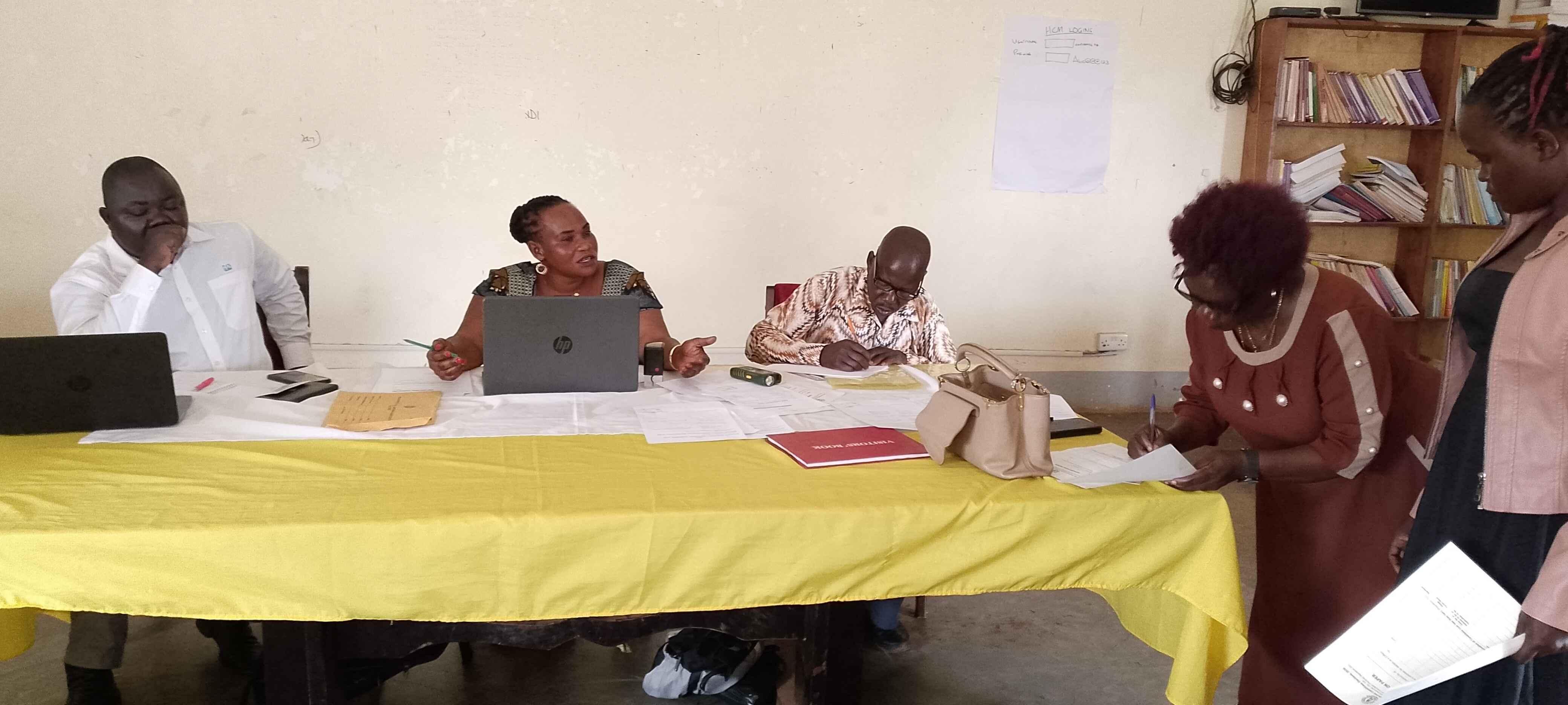 &lrm;Zombo district Commences Routine Upgrade of Zombo-Warr Town Council Road