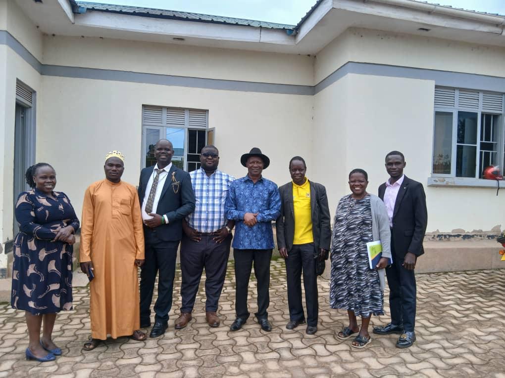 Jadipu Prince Lawrence Opar Angala (centre with hat) in group photo with members of the Zombo District HIV/AIDS Committee (including the Deputy RDC Mr Isaac Wurochi (on Jadipu's right) and the LCV Chairperson Mr Oyulu Oruna James (3rd left) after the first quarterly meeting on 24th September, 2026 at the district headquarter.