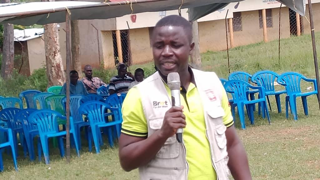 Moureen Wilembe interacts with farmers during the farmers day.