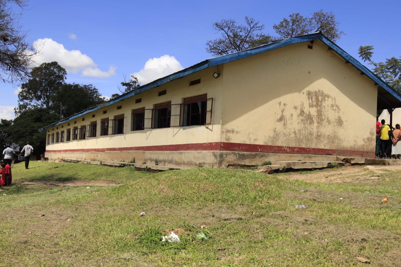 The School Old students association during a fundraising campaign