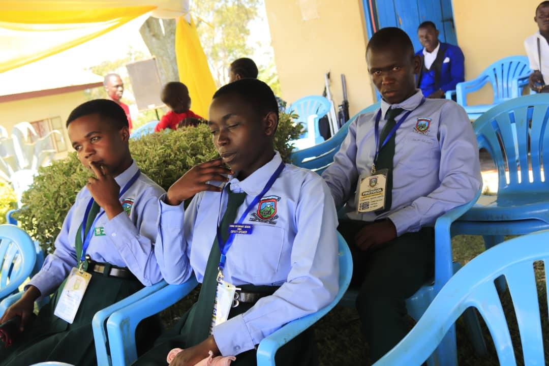 The School Old students association during a fundraising campaign