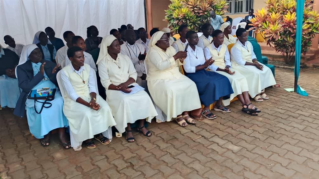The chief guest, Dr Wilfred Nahamya, the Deputy Executive Secretary of the Uganda Vocational and Technical Assessment Board (UVTAB), commended the Catholic Church for complementing government efforts to promote vocational skills development